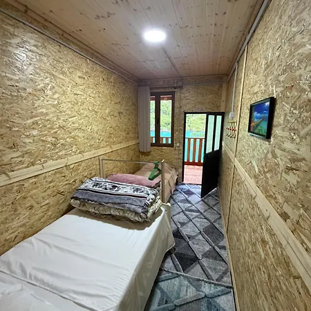 Te Panorama, Komani Affittacamere Koman