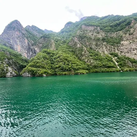بيت ضيافة Te Panorama, Komani